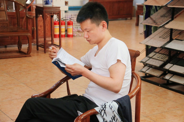 熱烈歡迎西安辦廠客戶(hù)孫總、張總、楊總來(lái)鑫浪進(jìn)行技術(shù)交流